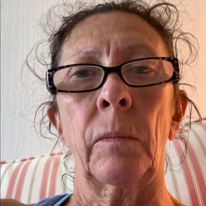 Meet your Posher, Beverly